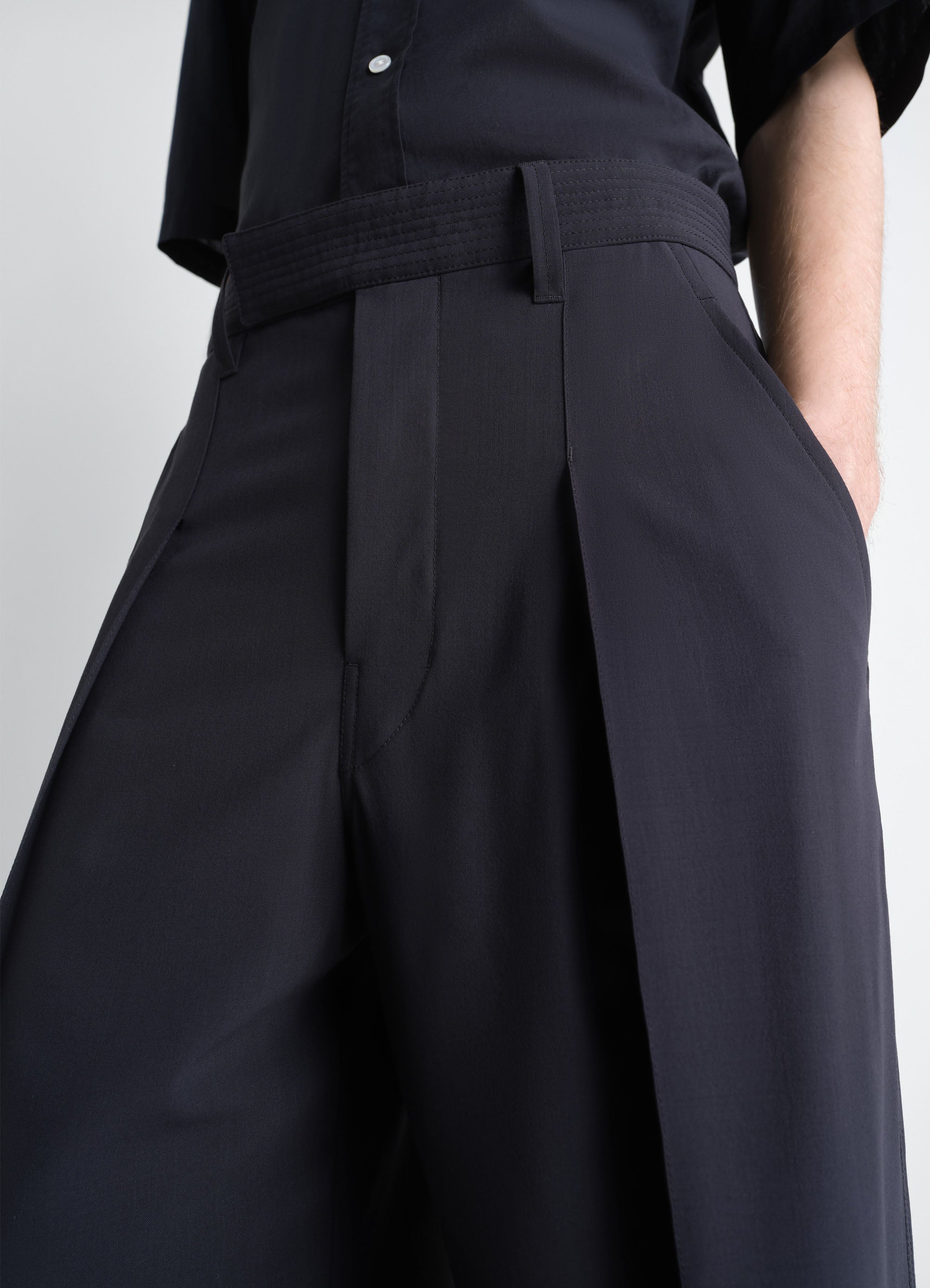 SINGLE PLEAT PANTS IN WOOL CREPE - Image 3