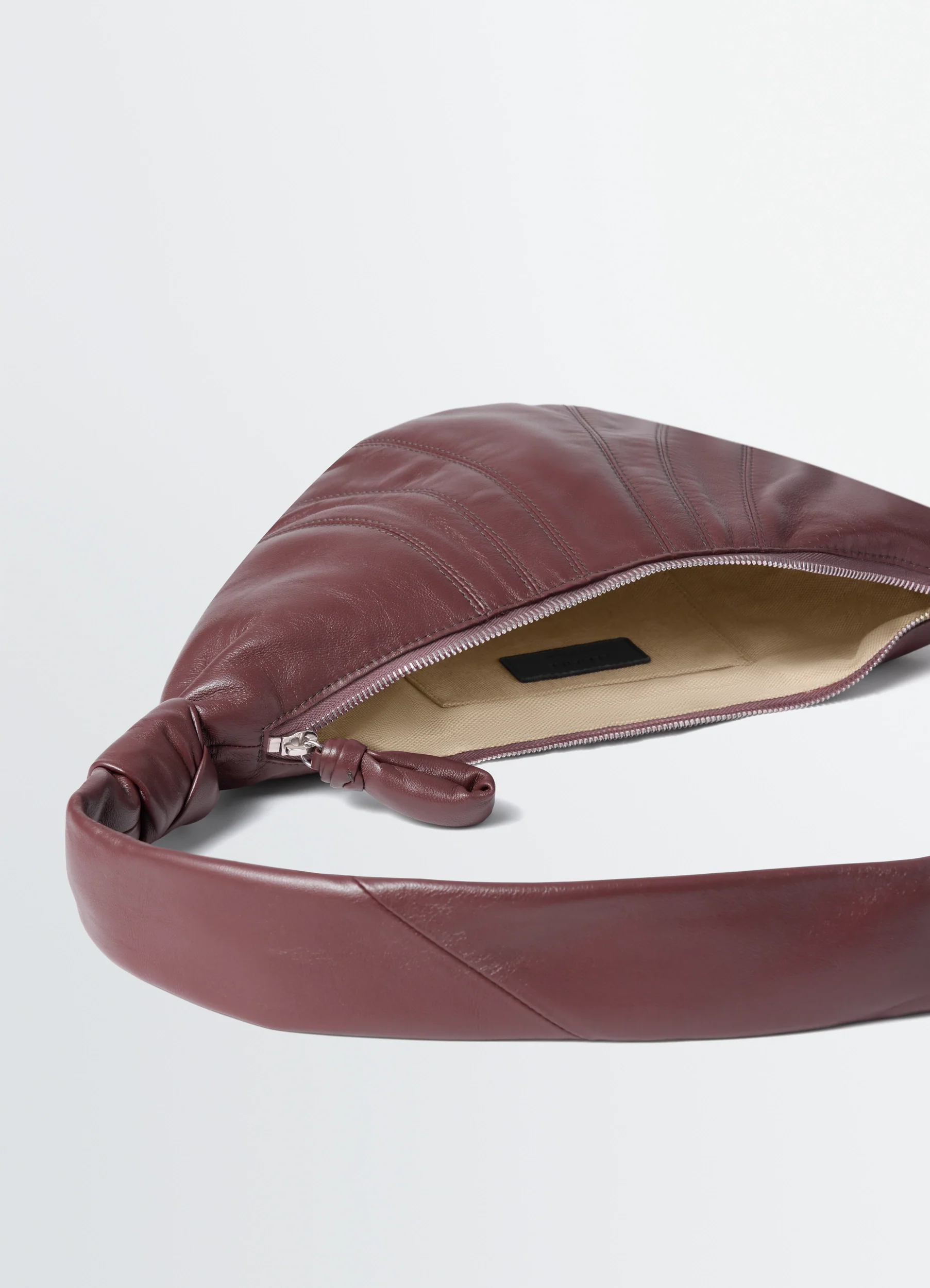 SMALL CROISSANT BAG IN LEATHER - Image 4