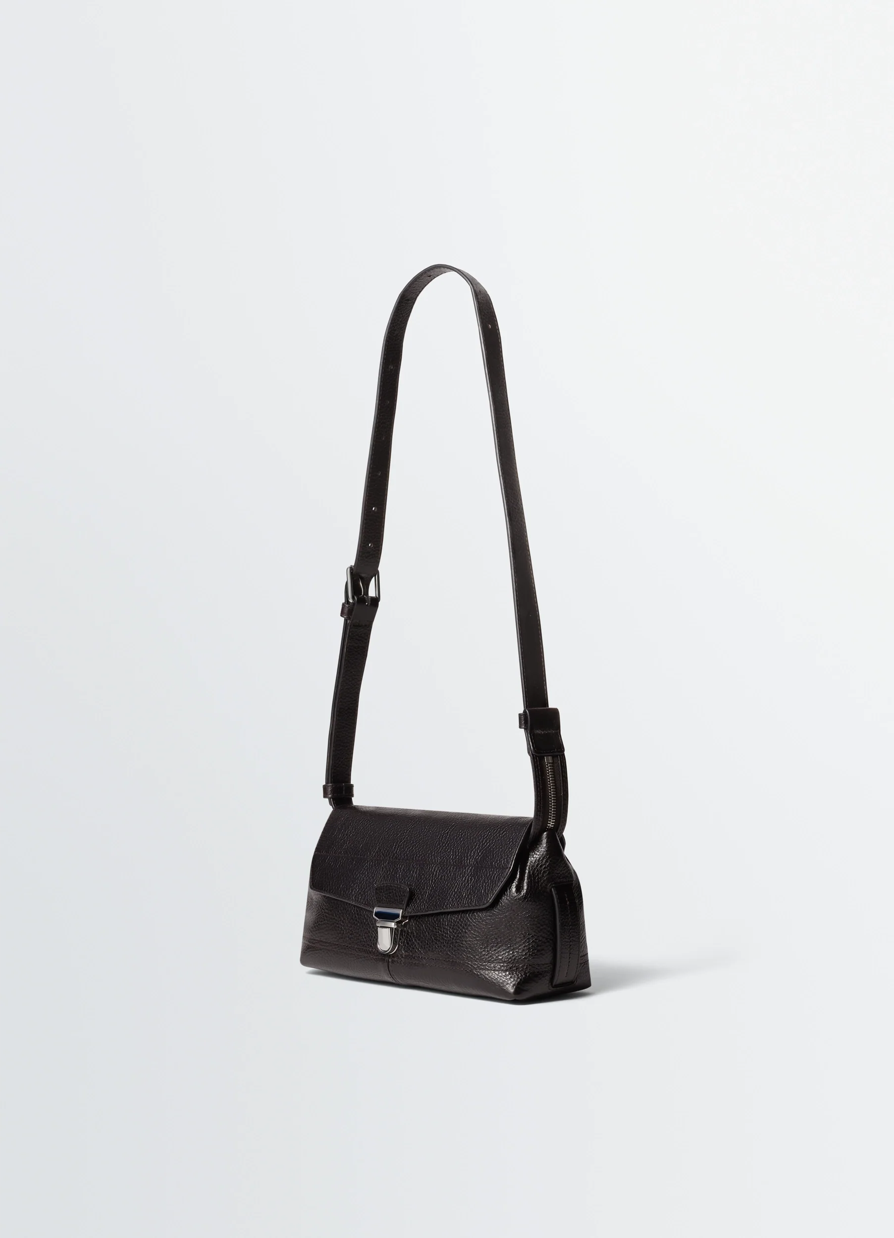 SMALL GEAR BAG IN LEATHER - Image 3