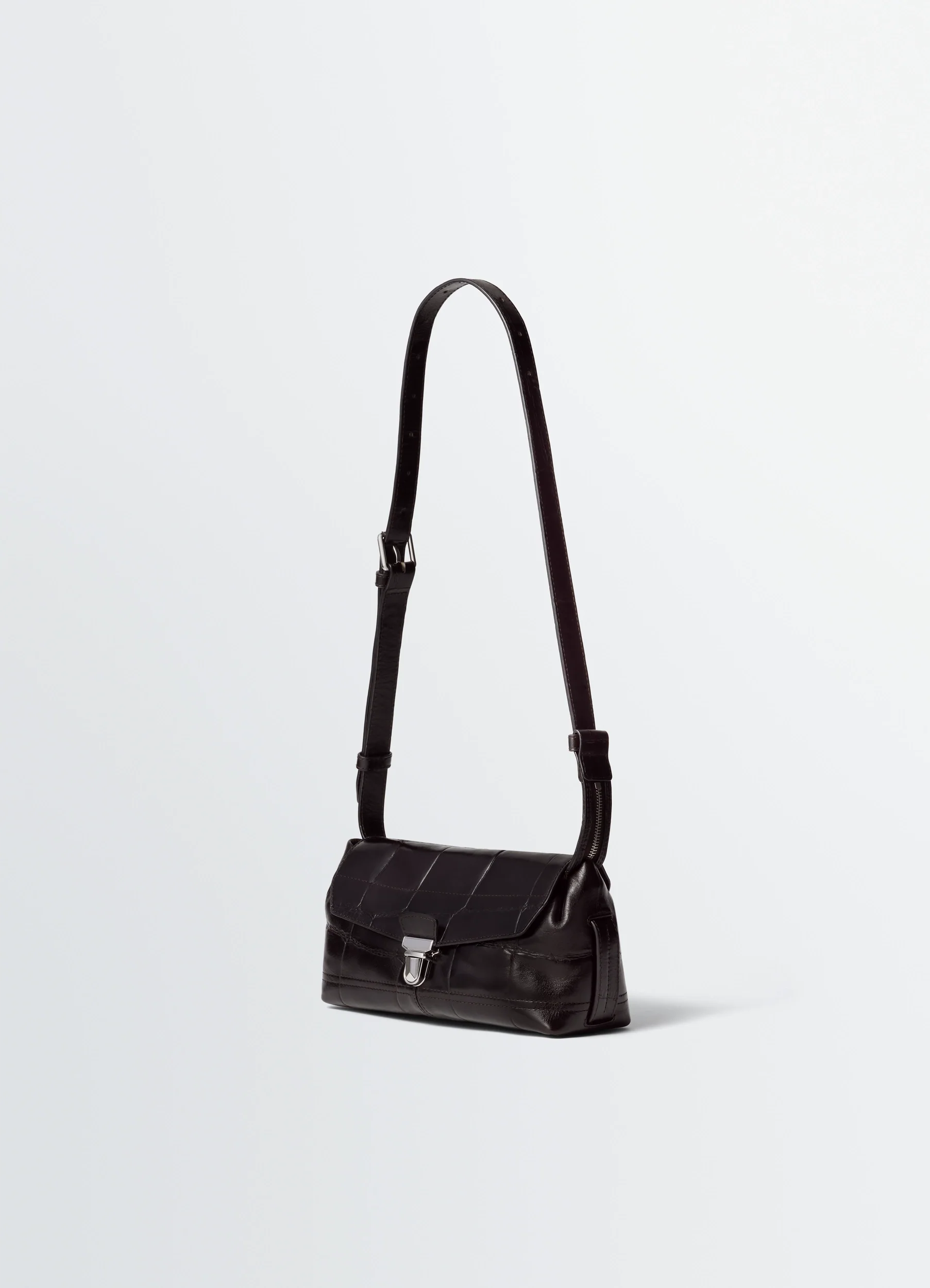 SMALL SOFT GEAR BAG IN LEATHER - Image 3