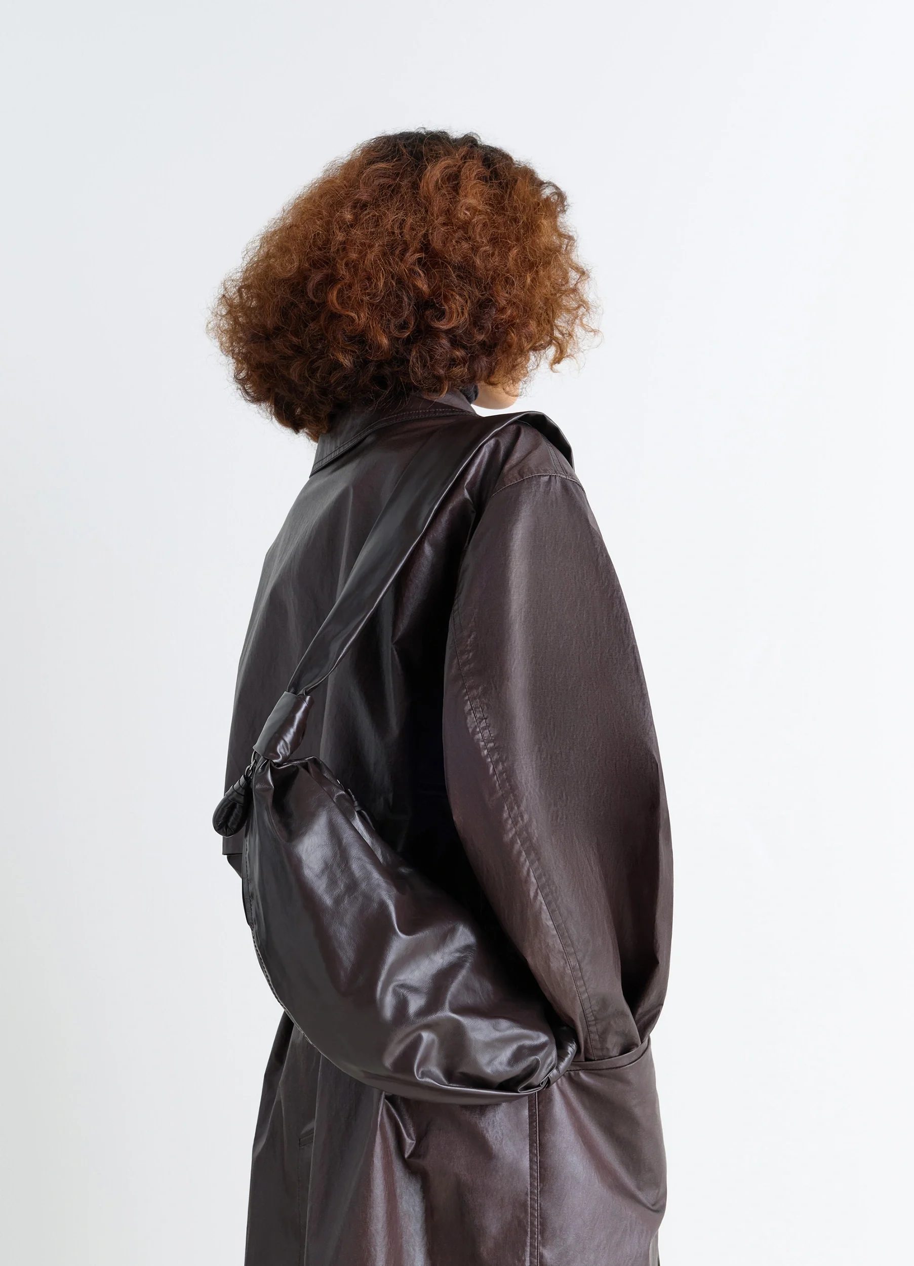 SMALL SOFT CROISSANT BAG IN PAPER LEATHER - Image 2