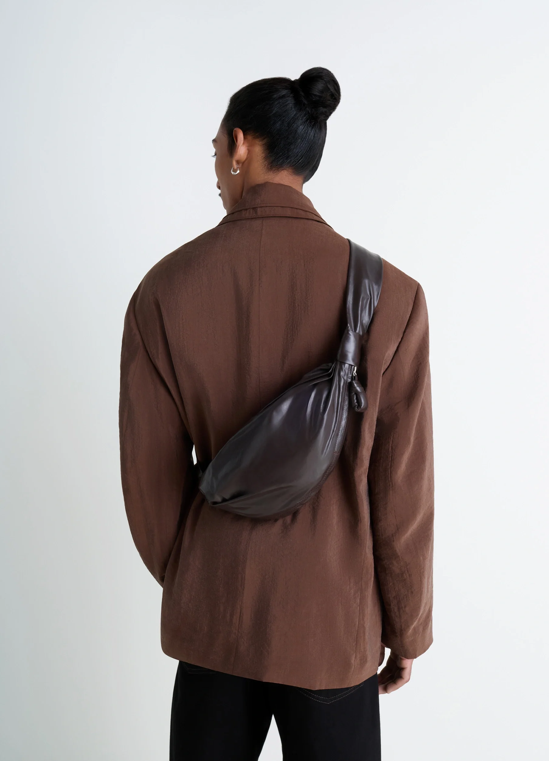 SMALL SOFT CROISSANT BAG IN PAPER LEATHER - Image 3