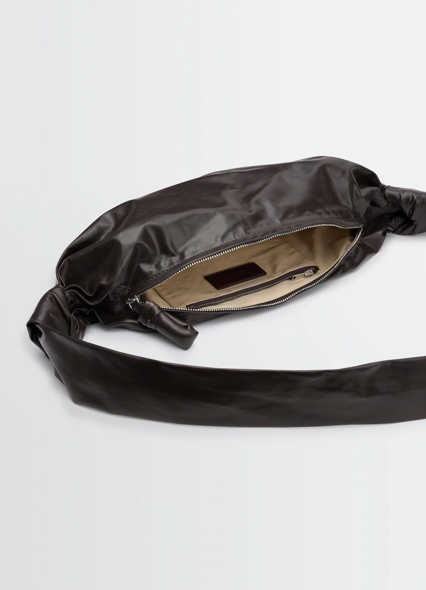 SMALL SOFT CROISSANT BAG IN PAPER LEATHER - Image 4