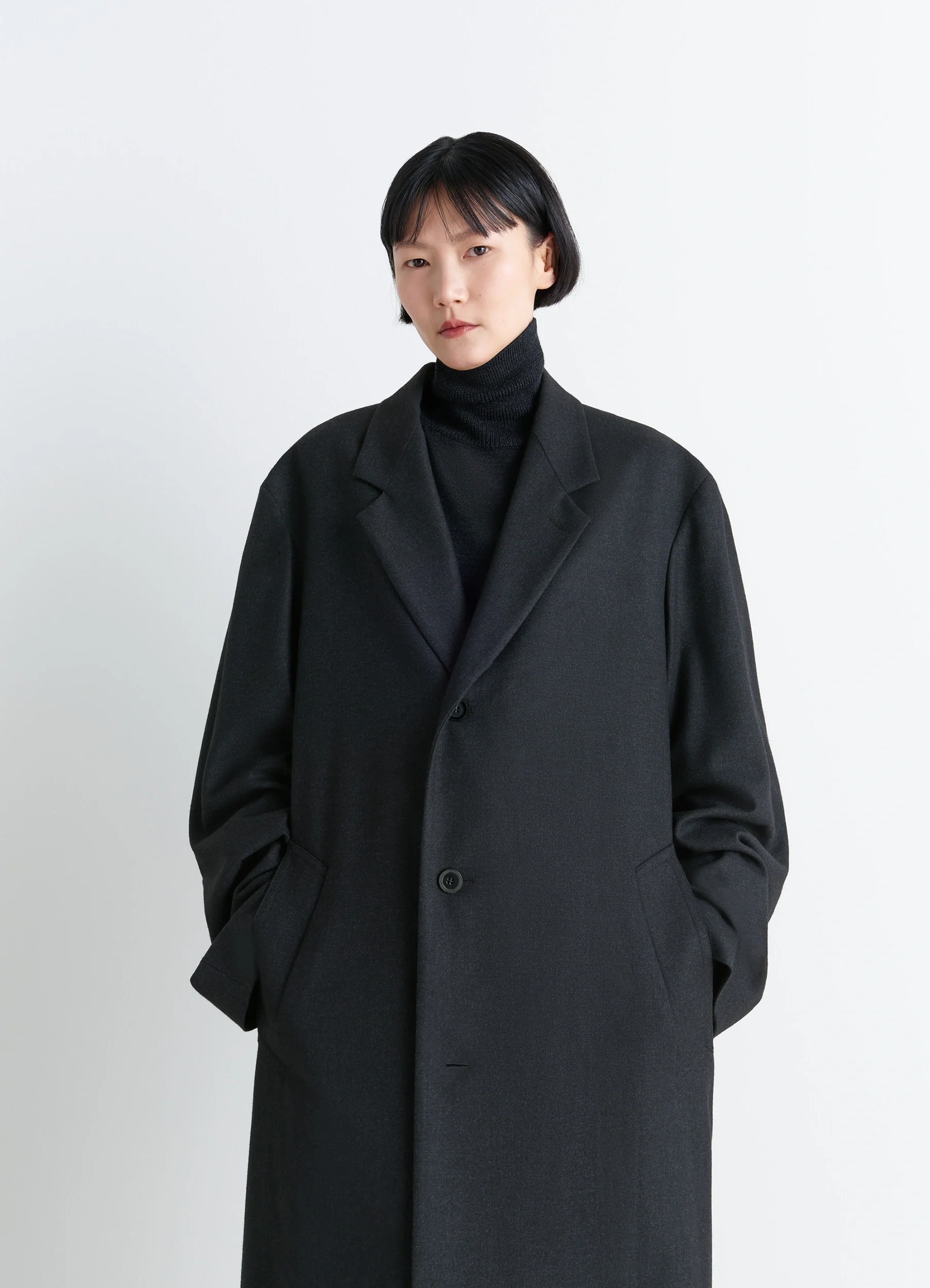 SOFT CHESTERFIELD COAT IN CASHMERE - Image 4