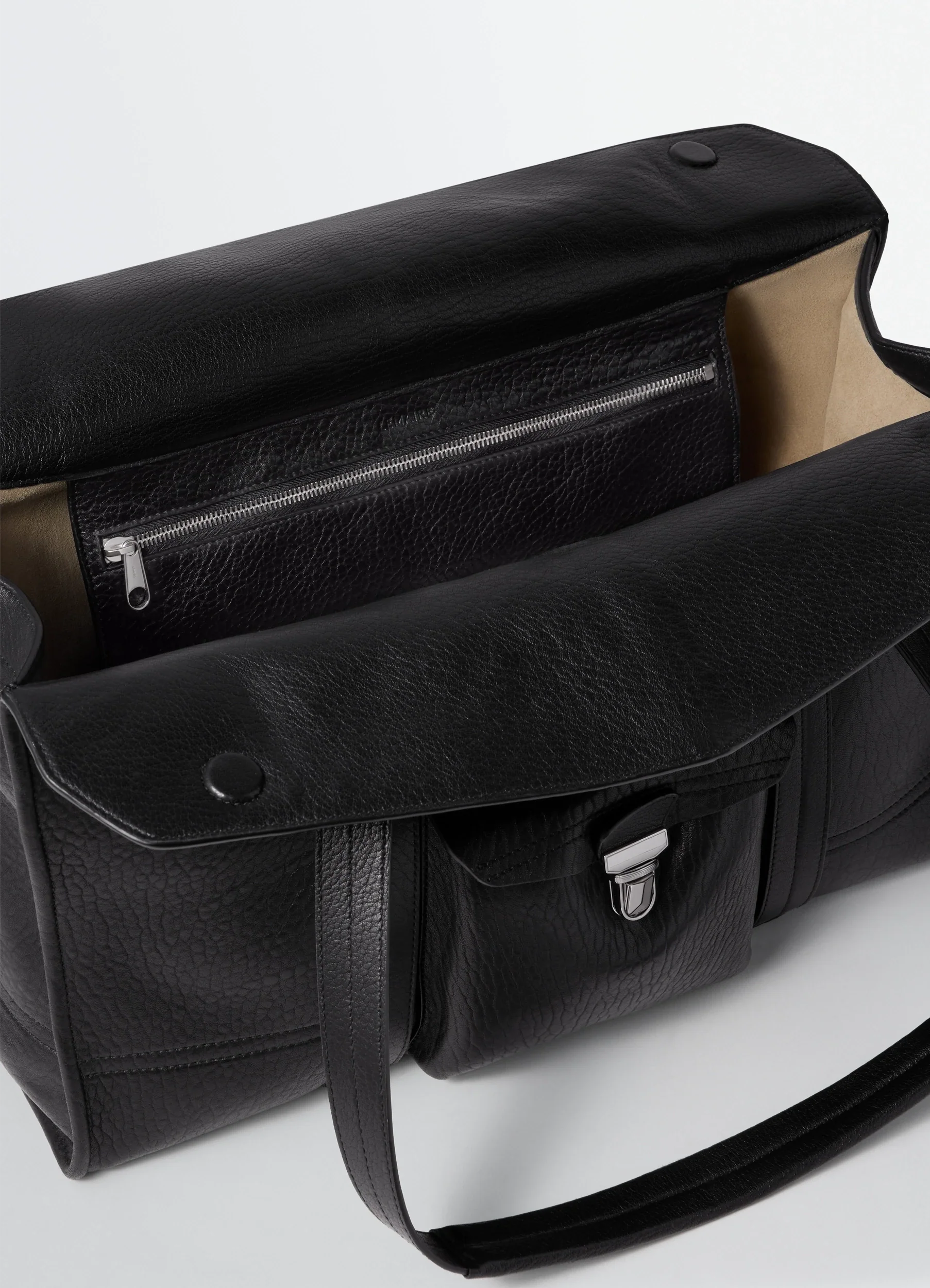 SOFT GEAR TOTE BAG IN LEATHER - Image 5
