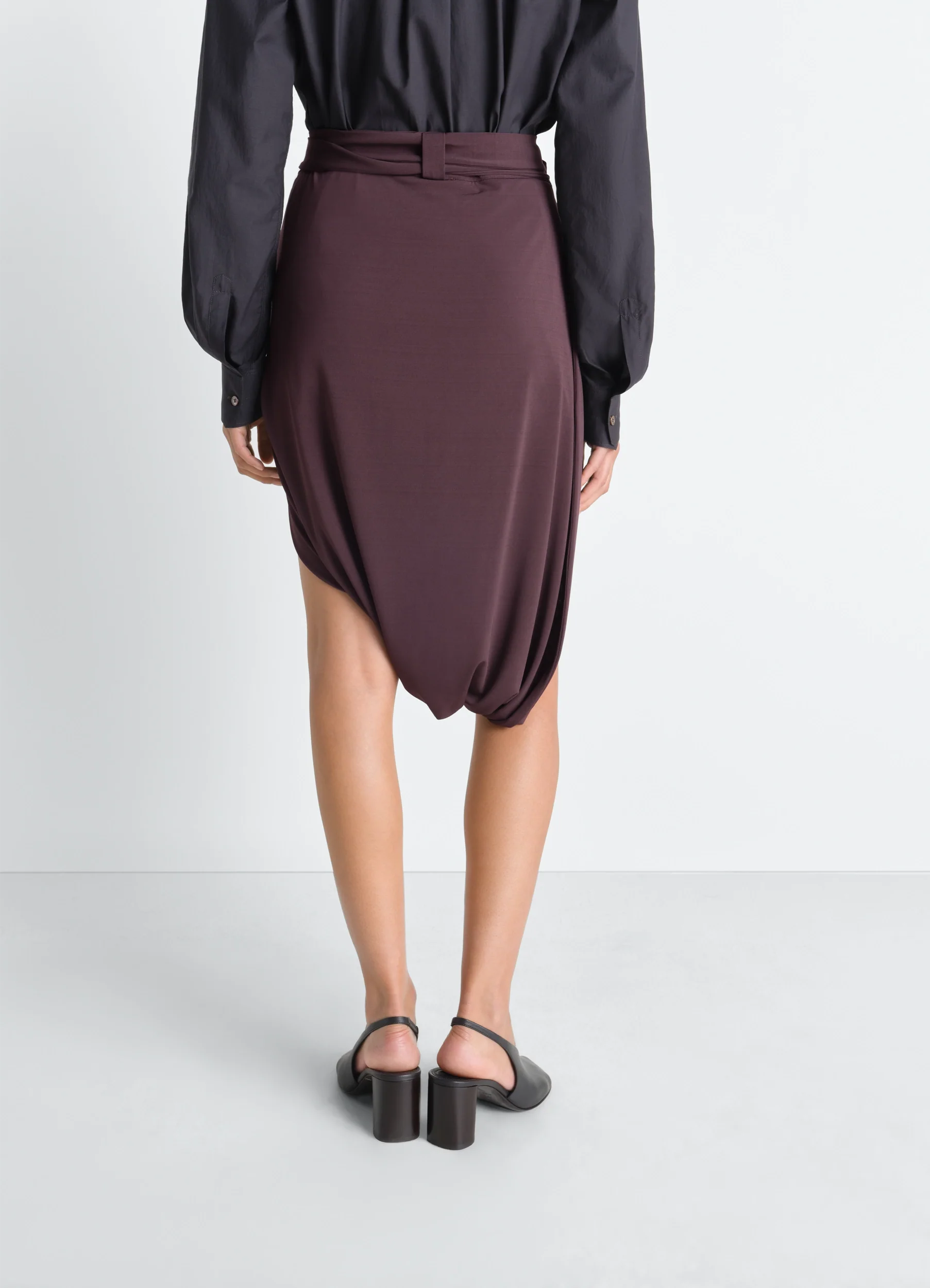SOFT WRAP SKIRT IN VISCOSE CREPE JERSEY - Image 5
