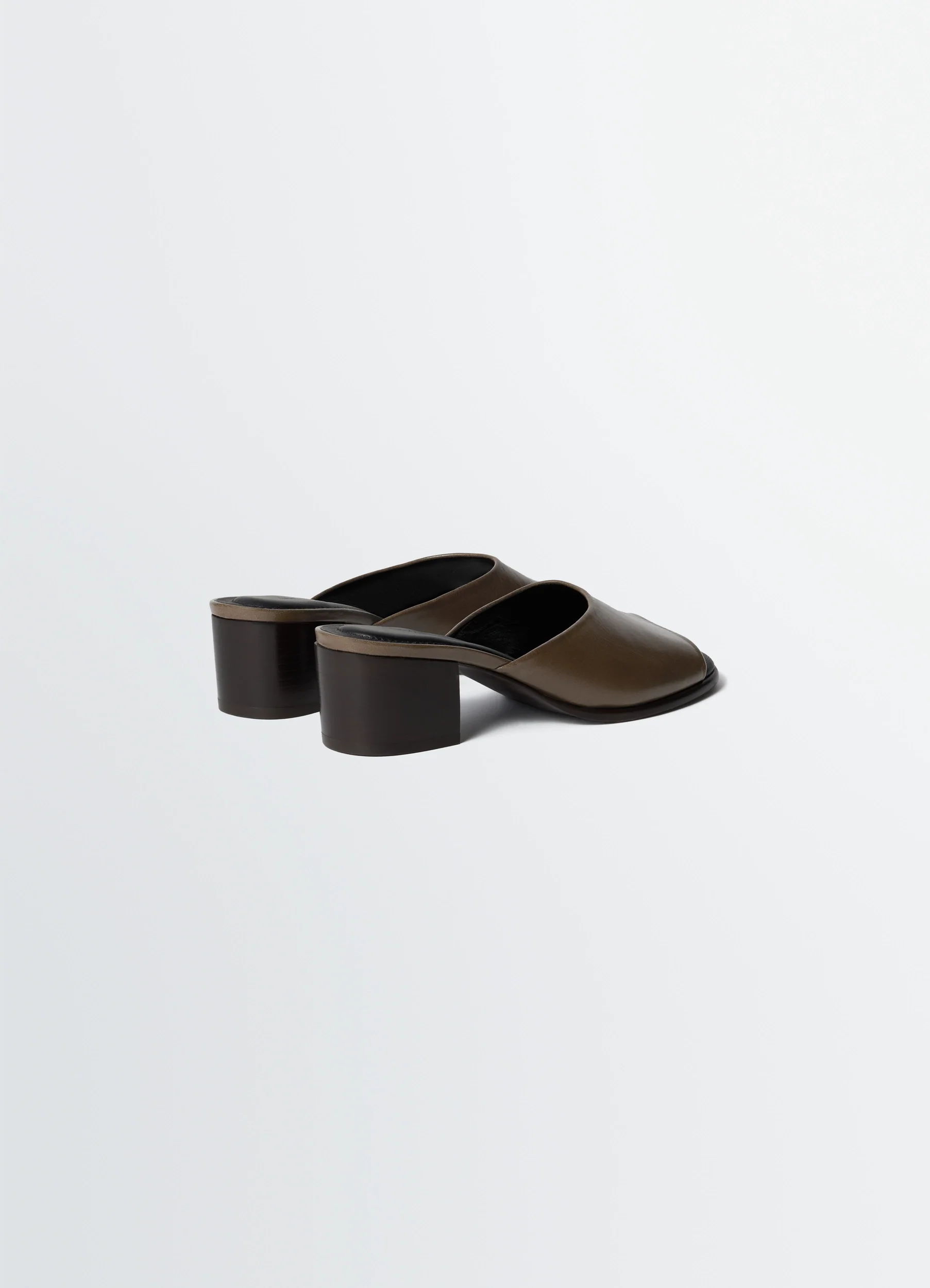SQUARE-HEELED MULES 55 MM IN LEATHER - Image 3