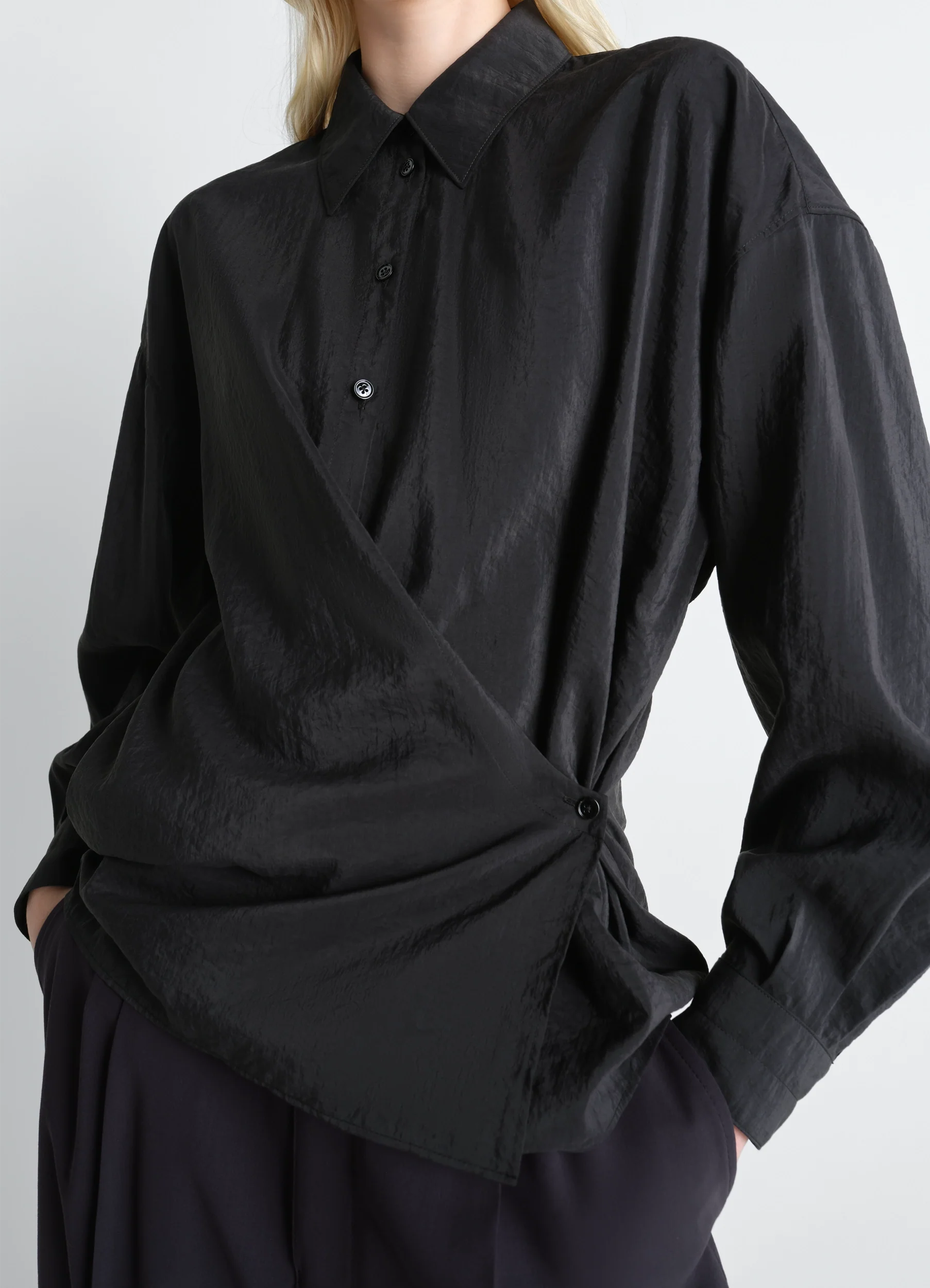 STRAIGHT COLLAR TWISTED SHIRT IN DRY SILK - Image 4