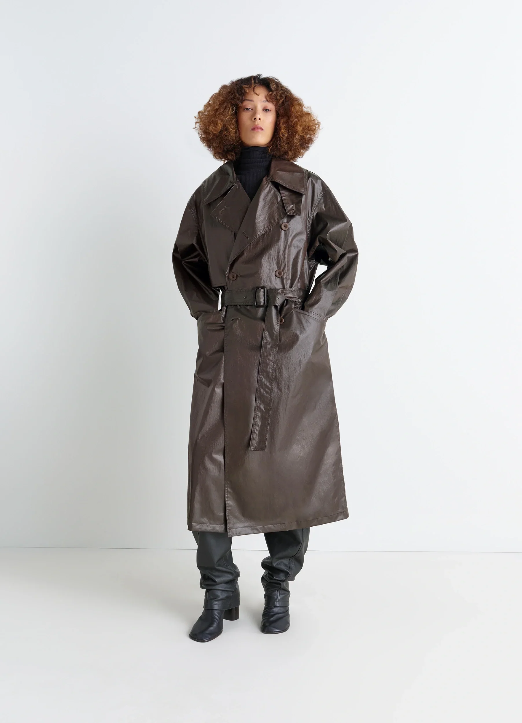 TRENCH COAT IN COATED COTTON - Image 2