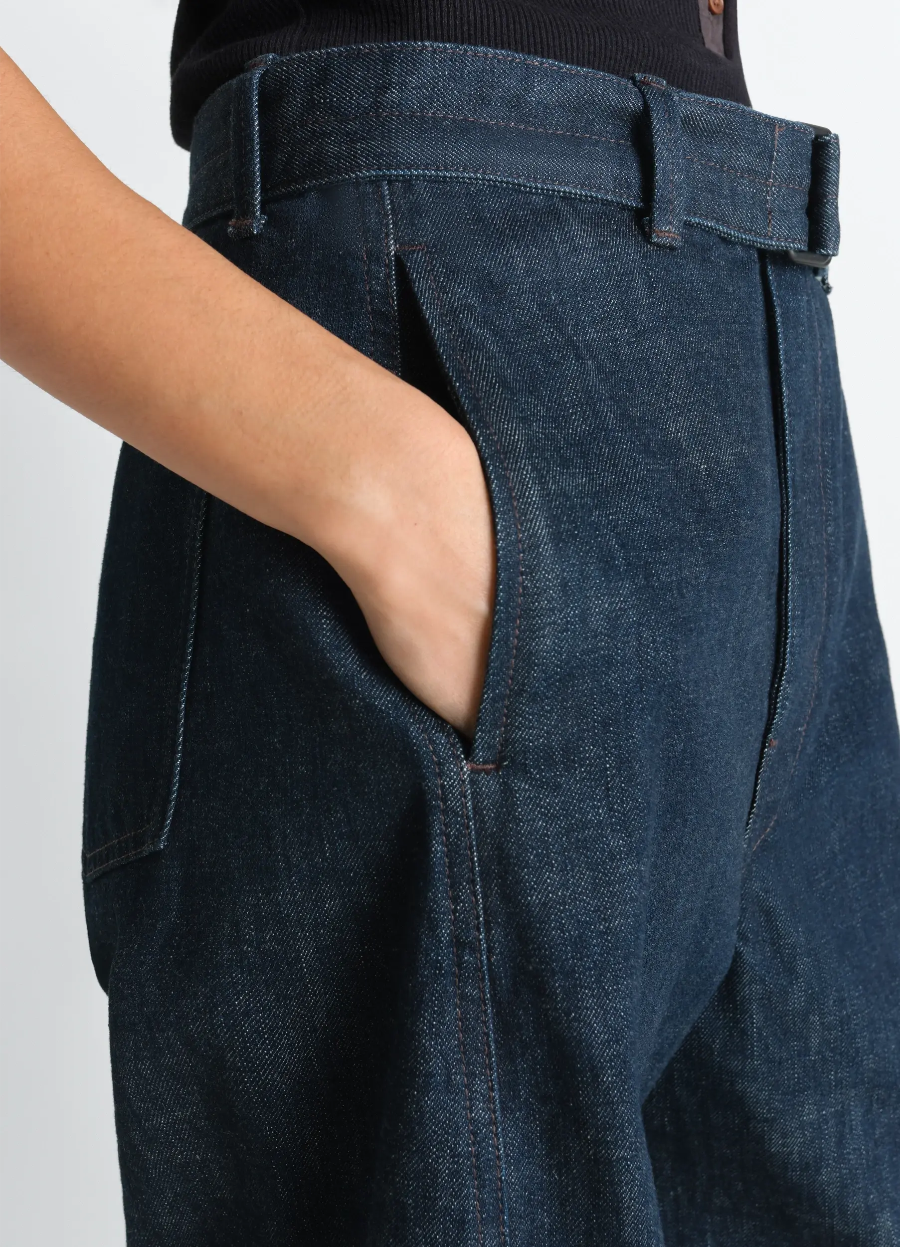 TWISTED BELTED PANTS IN DENIM - Image 6