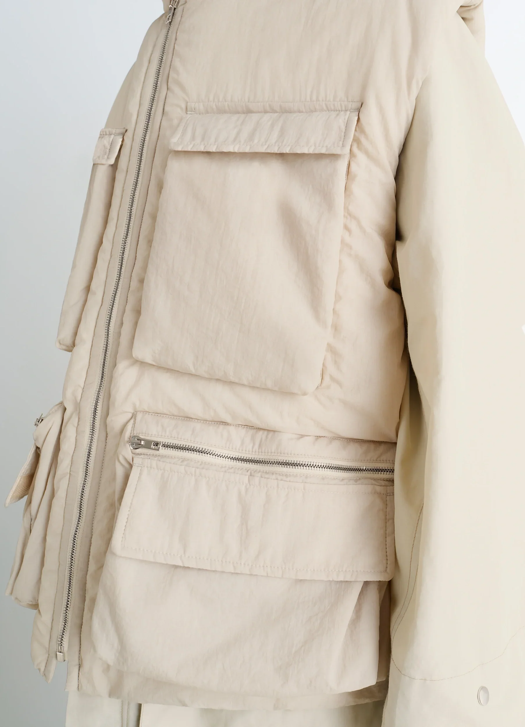 WADDED GILET WITH POCKETS IN LIGHT NYLON - Image 3