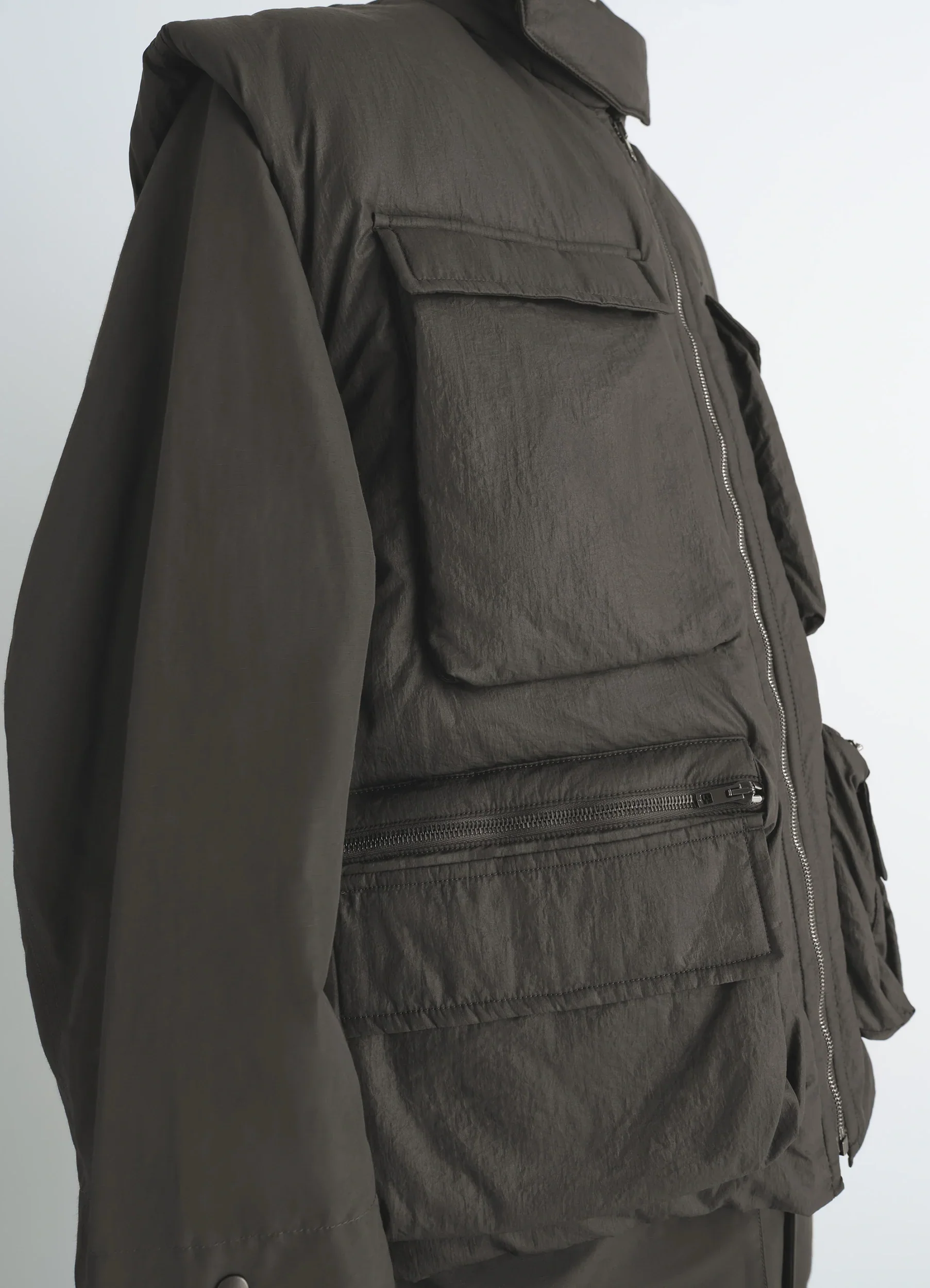 WADDED GILET WITH POCKETS IN LIGHT NYLON - Image 3