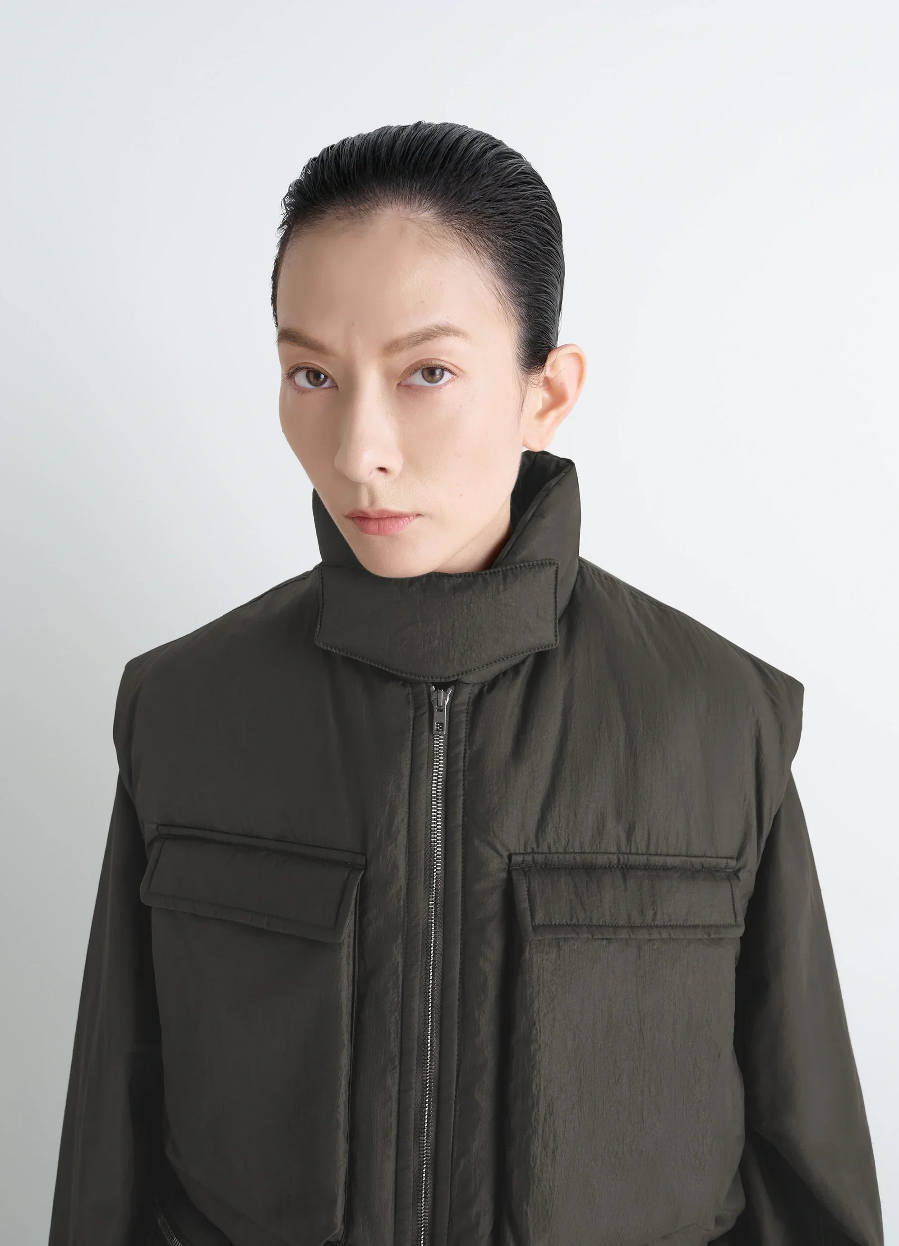 WADDED GILET WITH POCKETS IN LIGHT NYLON - Image 4