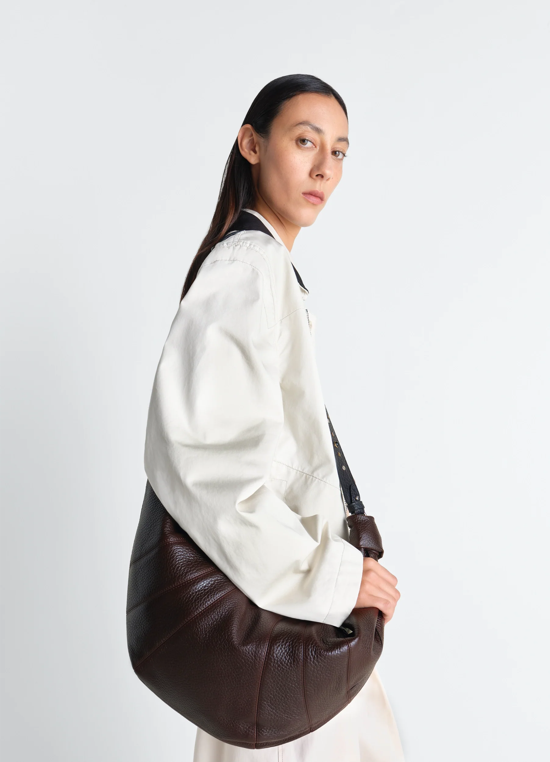 WESTERN STUDS LARGE CROISSANT BAG IN LEATHER - Image 2