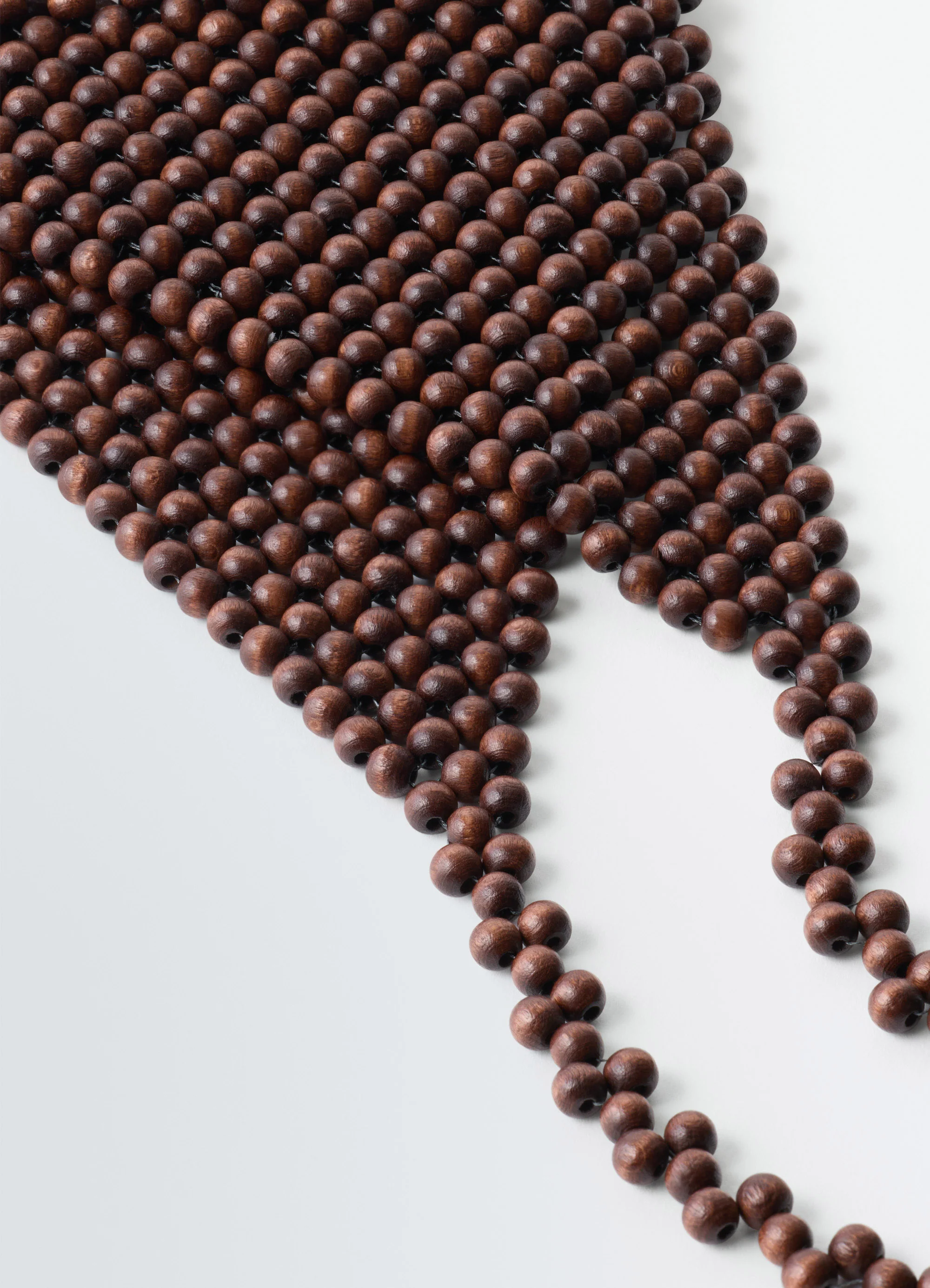 WOODEN BEADS BANDANA NECKLACE - Image 3
