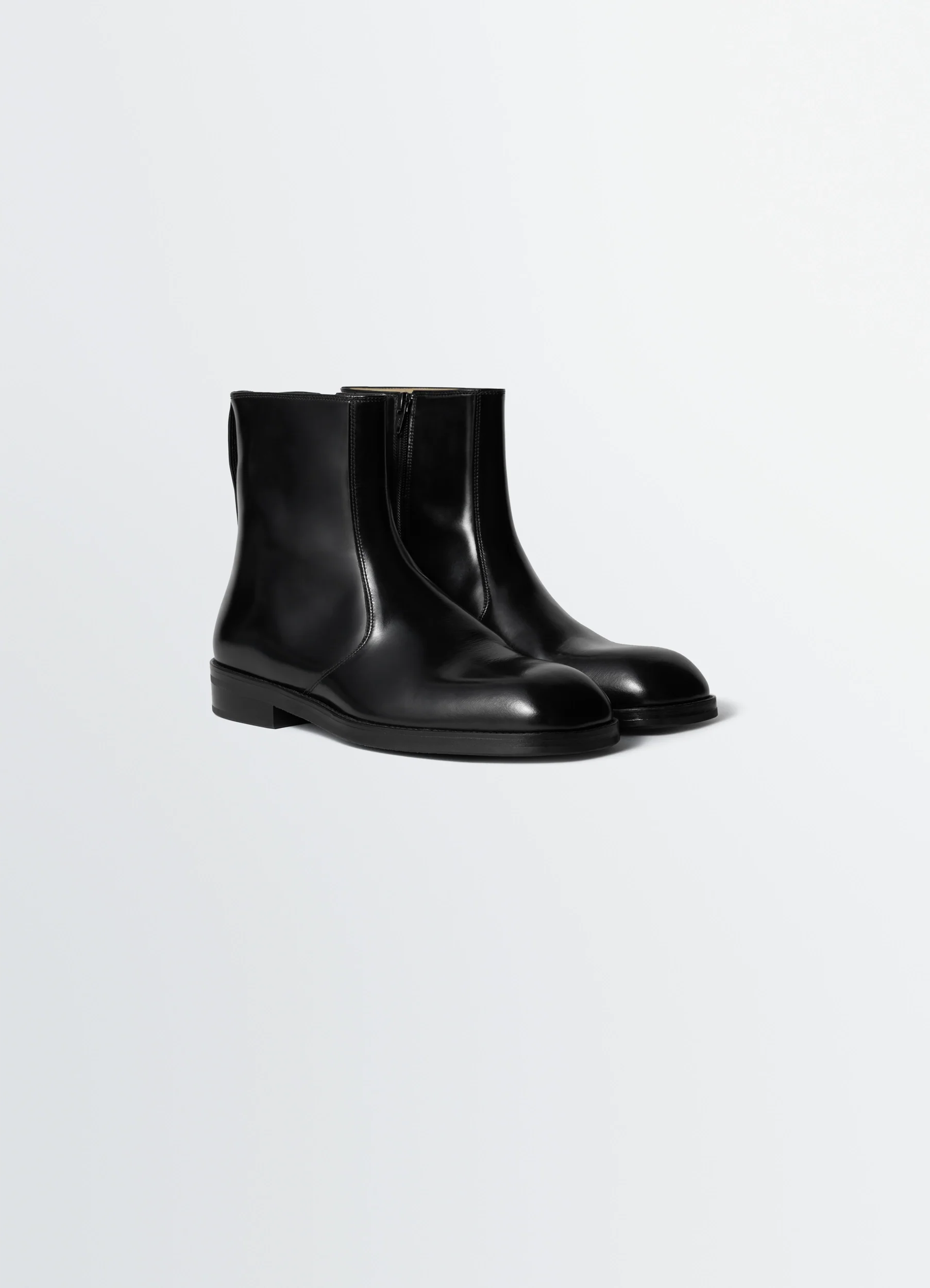 ZIPPED BOOTS IN LEATHER - Image 3