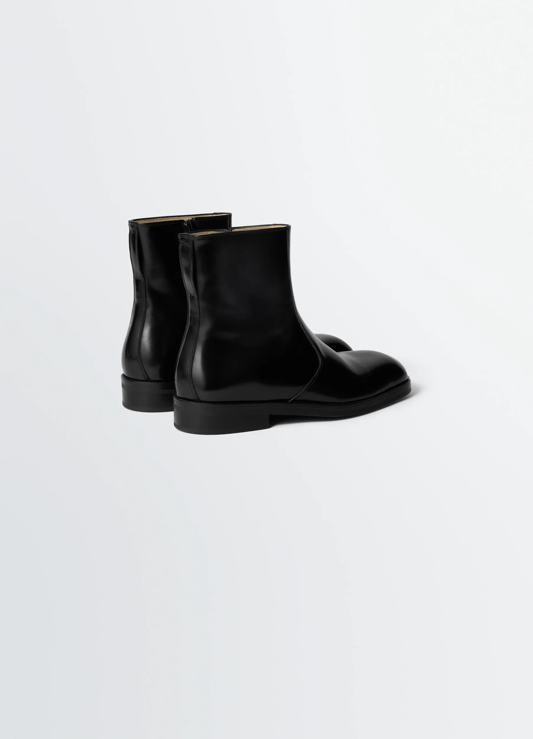 ZIPPED BOOTS IN LEATHER - Image 4