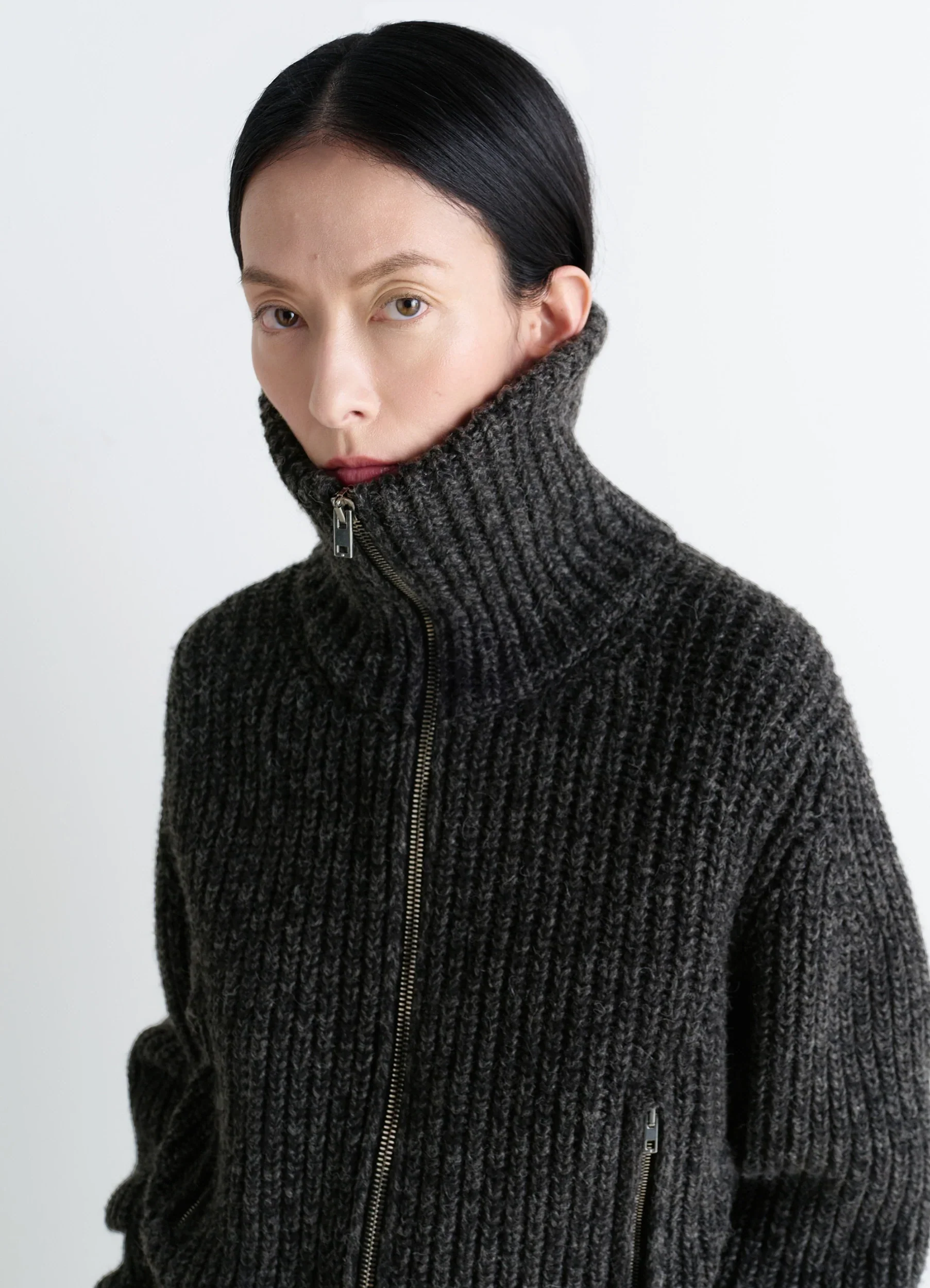 ZIPPED CARDIGAN IN YAK ALPACA - Image 3